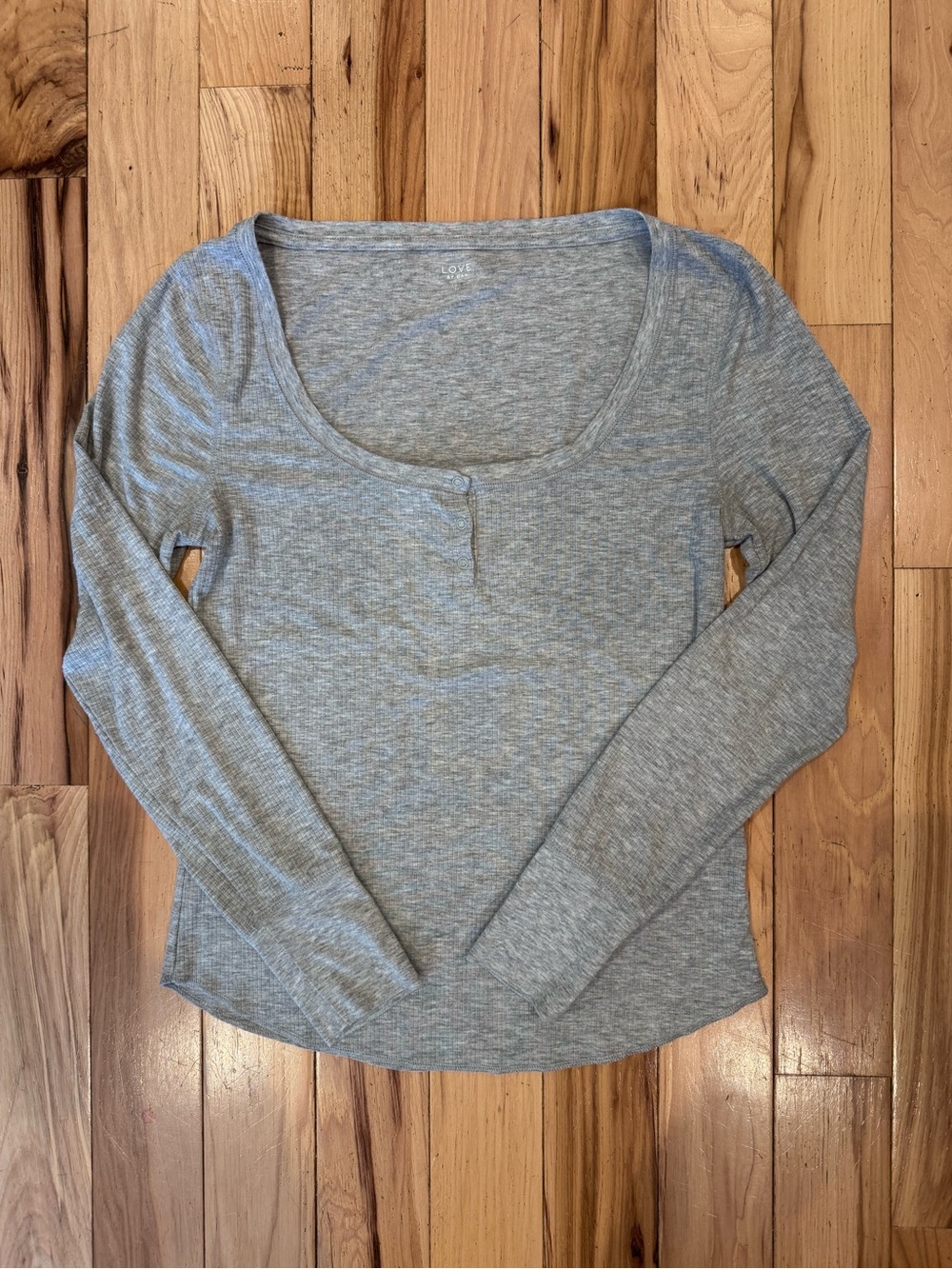 GAP Heather Gray Long Sleeve Scoop Henley Top